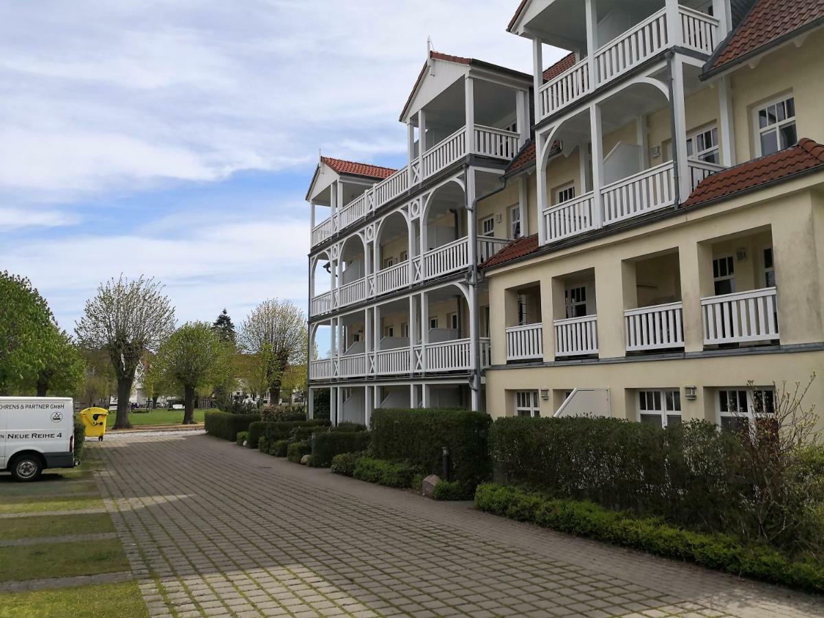 Villa Parkblick, Whg. 17 Kuehlungsborn Exterior foto